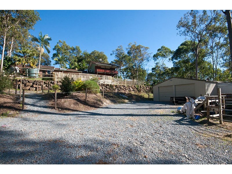 5 Narrabri Court, Gaven QLD 4211