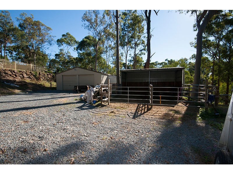 5 Narrabri Court, Gaven QLD 4211