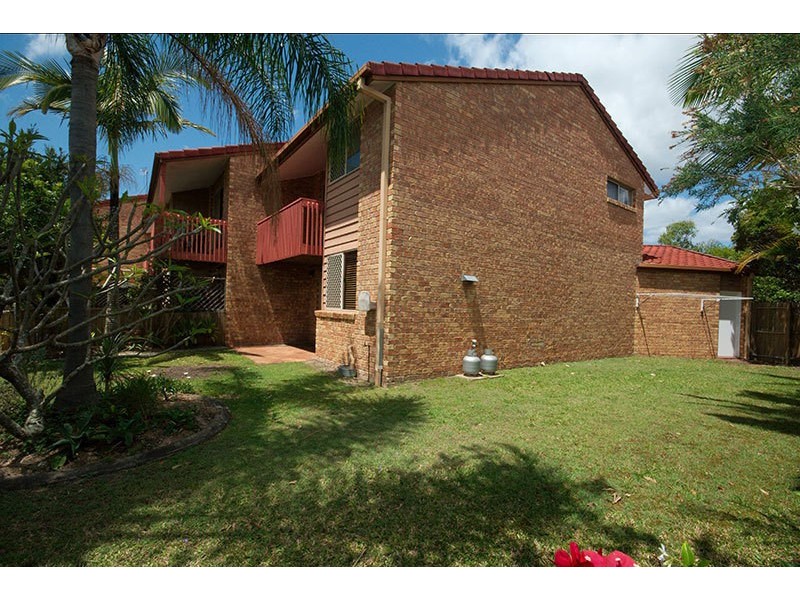 9/8 Kilpatrick Court, Highland Park QLD 4211