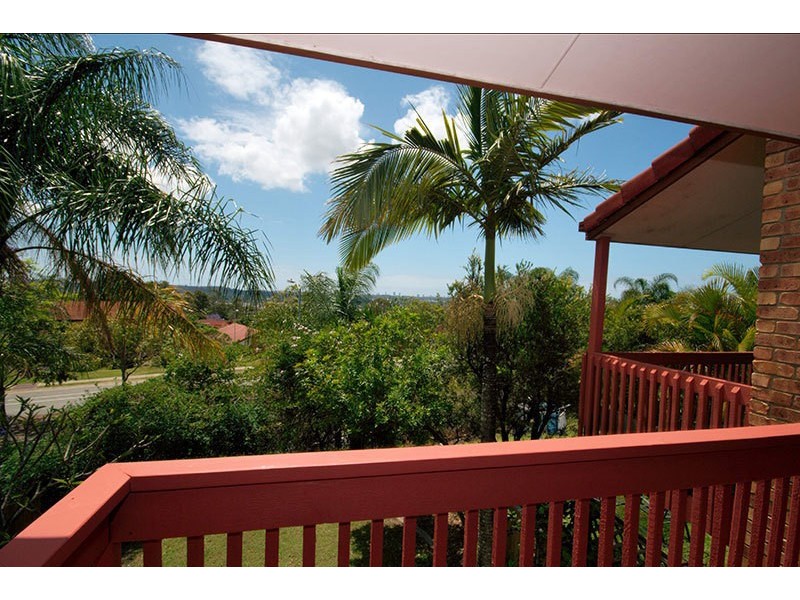 9/8 Kilpatrick Court, Highland Park QLD 4211