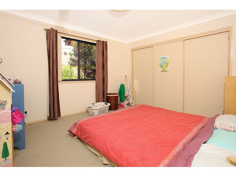 2 Cann Close, Pacific Pines QLD 4211