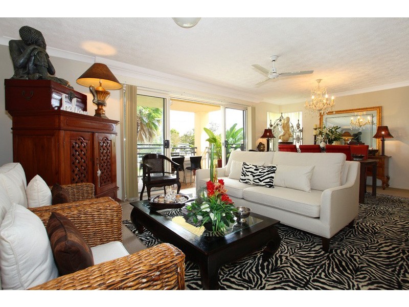 4/12 Oleander Avenue, Biggera Waters QLD 4216