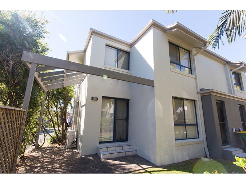 8/7 Bowden Court, Nerang QLD 4211