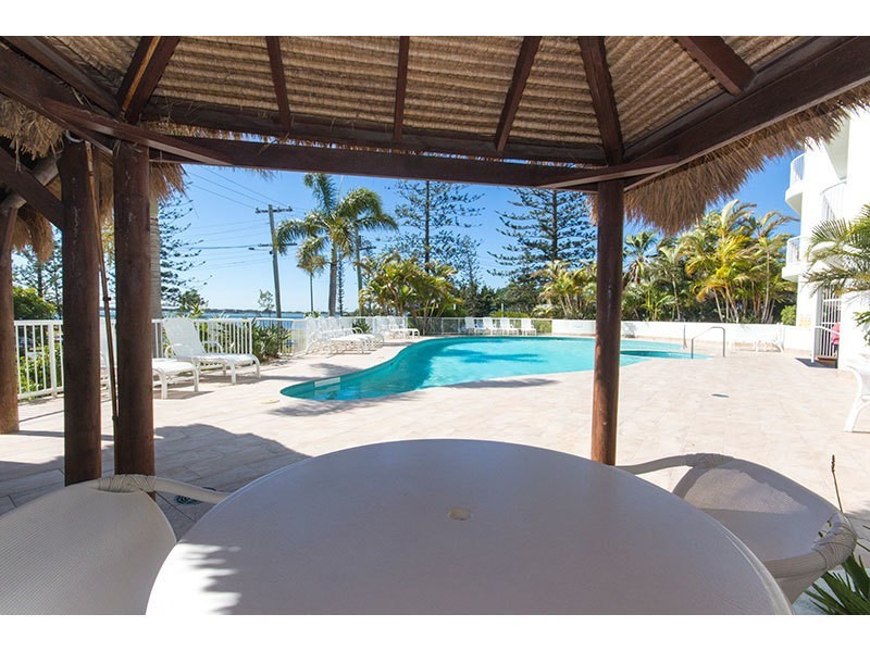 1303/182 Marine Parade, Labrador QLD 4215