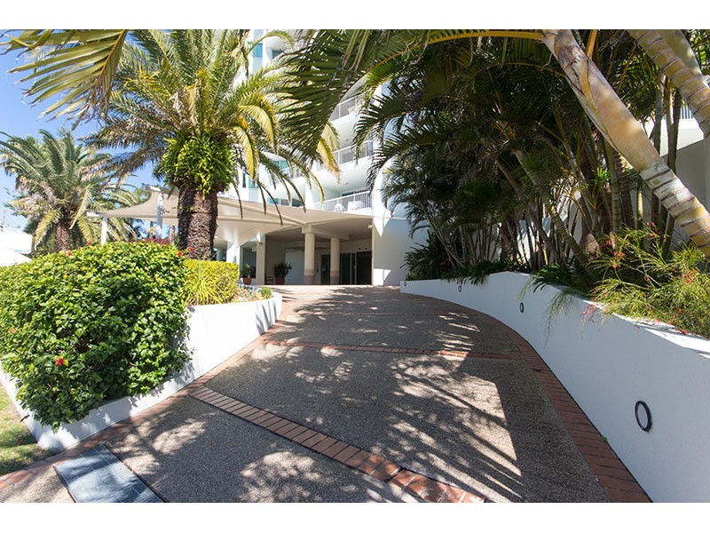 1303/182 Marine Parade, Labrador QLD 4215