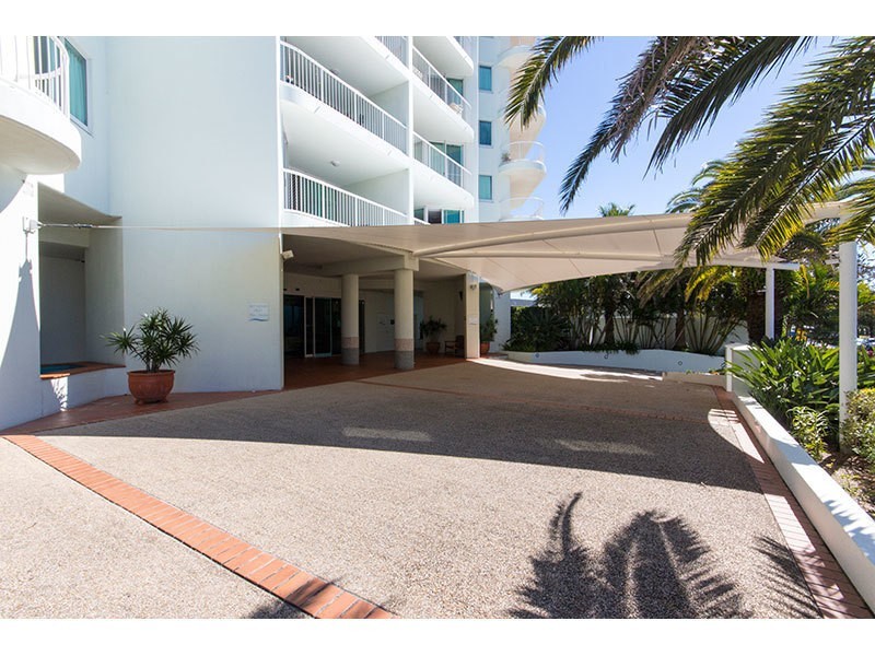 1303/182 Marine Parade, Labrador QLD 4215