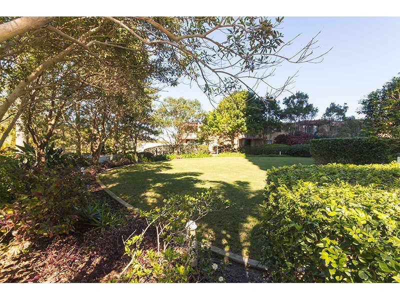 1303/182 Marine Parade, Labrador QLD 4215