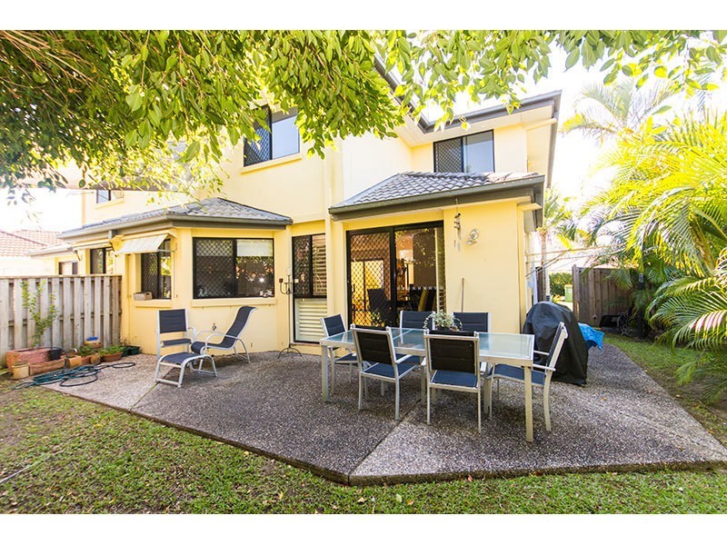 35/4 Bronberg Court, Southport QLD 4215