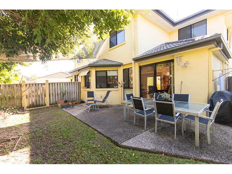 35/4 Bronberg Court, Southport QLD 4215