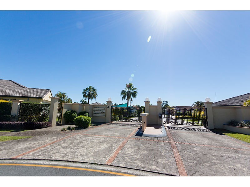 35/4 Bronberg Court, Southport QLD 4215