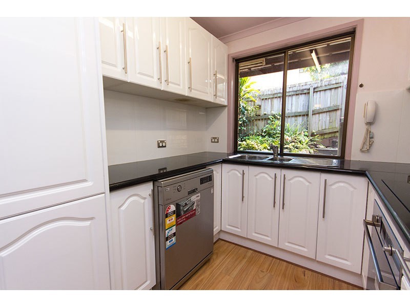 8/8 Mylor Street, Nerang QLD 4211