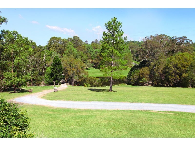 270 Birds Road, Guanaba QLD 4210