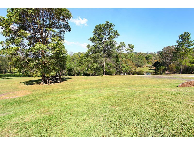 270 Birds Road, Guanaba QLD 4210
