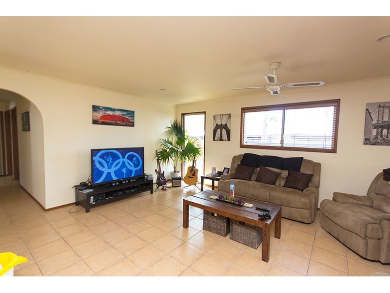 56 Nerang Broadbeach Road, Nerang QLD 4211