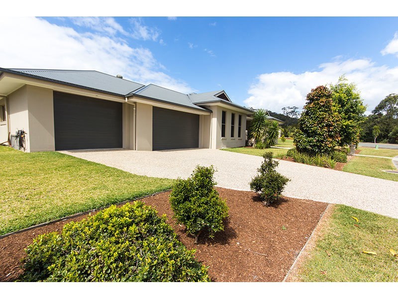 20 Lagoon Park Drive, Maudsland QLD 4210