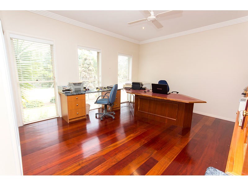 20 Lagoon Park Drive, Maudsland QLD 4210