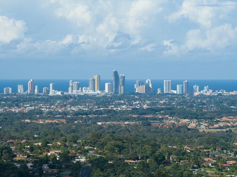 15 Chevron Rise, Highland Park QLD 4211