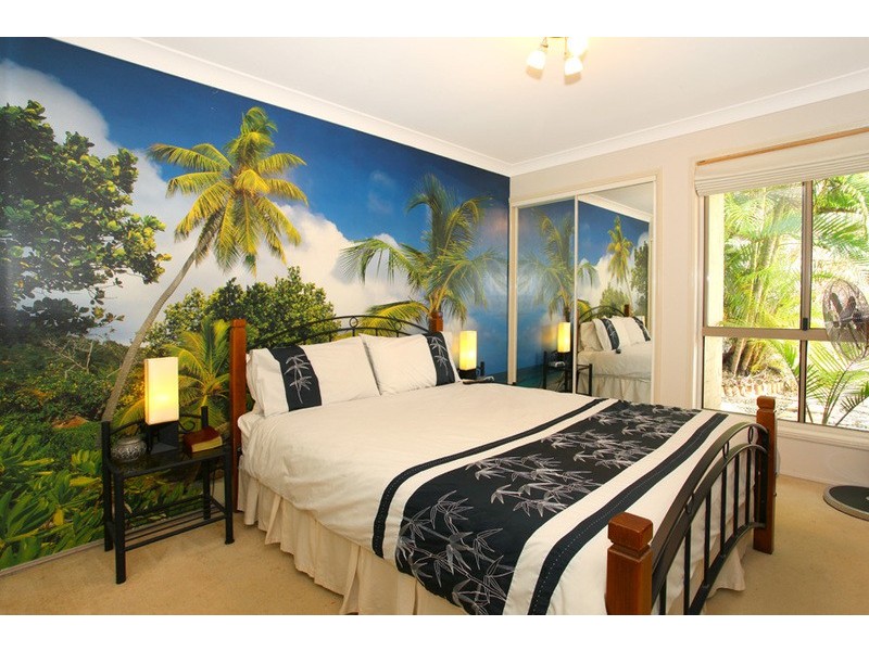 3/8 Ogilvie Crescent, Nerang QLD 4211