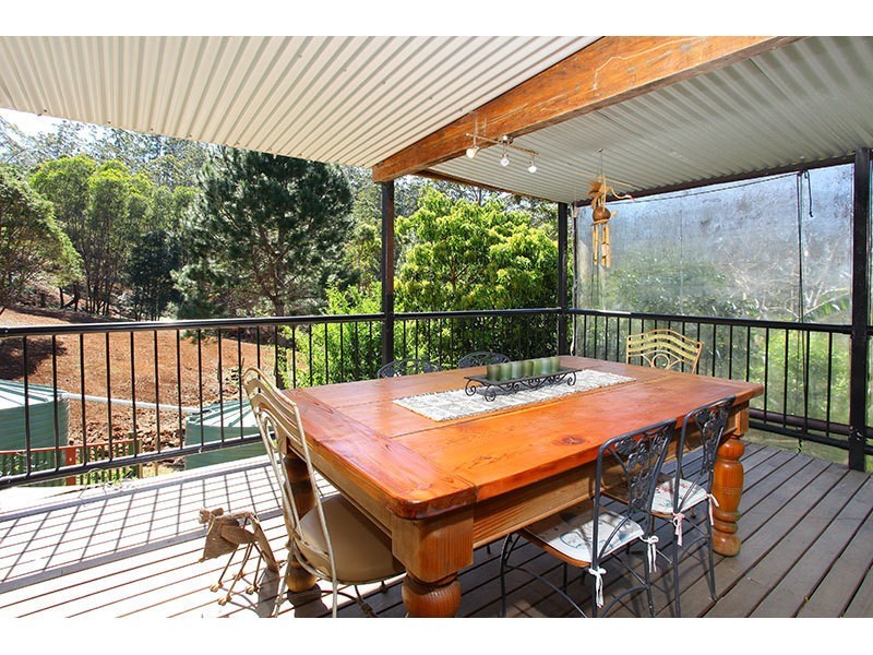 27 North Road, Lower Beechmont QLD 4211