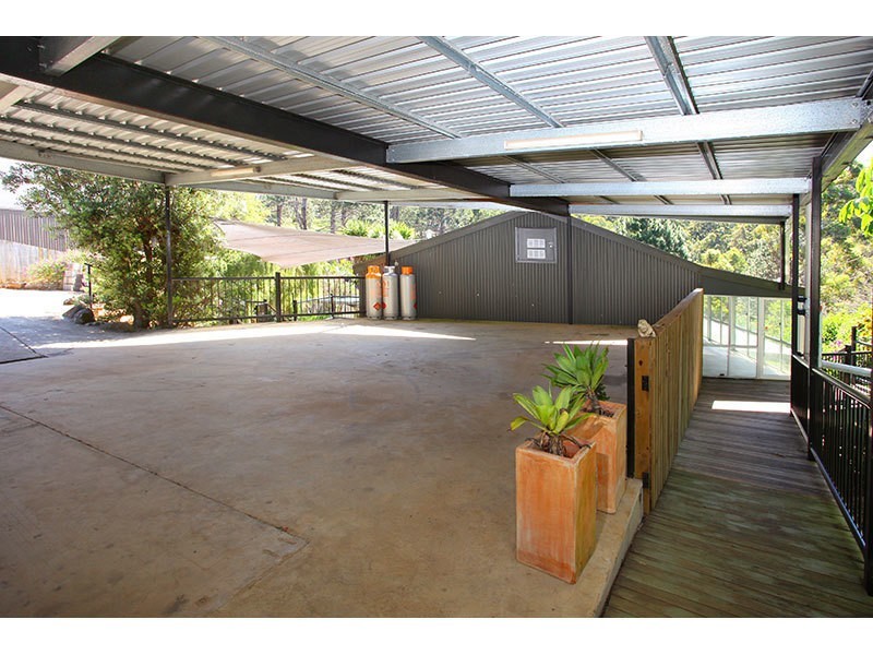27 North Road, Lower Beechmont QLD 4211