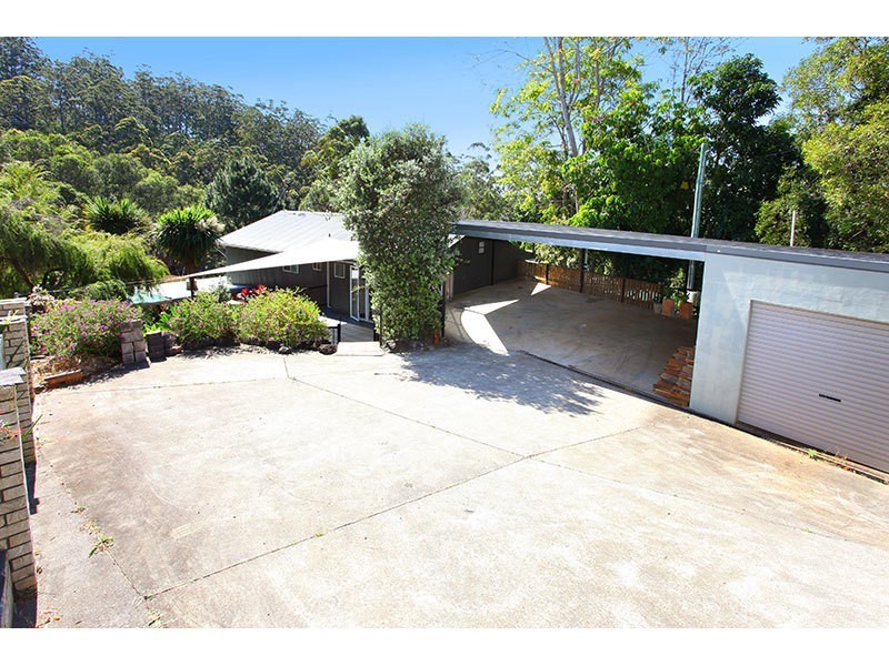 27 North Road, Lower Beechmont QLD 4211