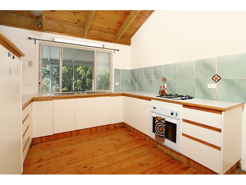 27 North Road, Lower Beechmont QLD 4211