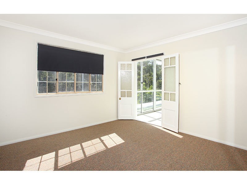 27 North Road, Lower Beechmont QLD 4211