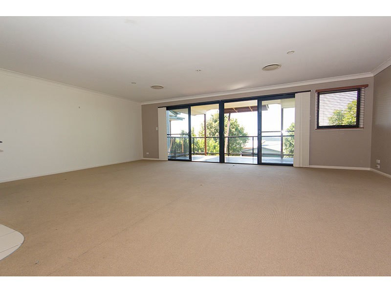 31/2 Ridgeline Way, Highland Park QLD 4211