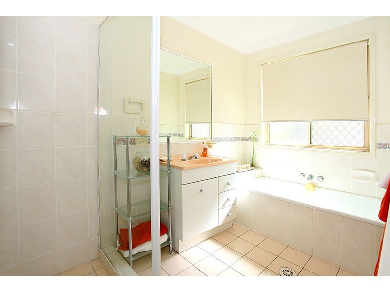 128 Michigan Drive, Oxenford QLD 4210