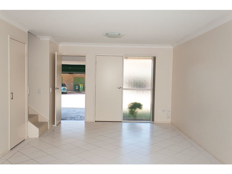 1 Ivy Court/67 Nerang Street, Nerang QLD 4211