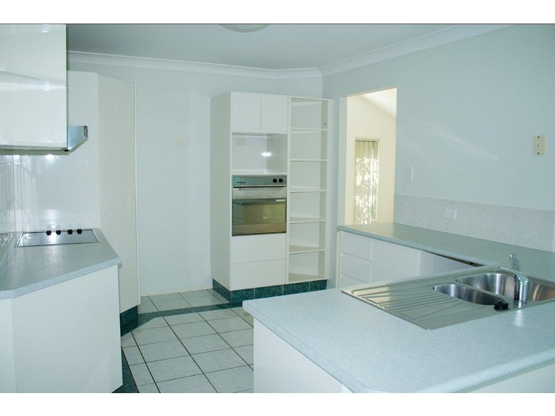 3 Encore Court, Ashmore QLD 4214