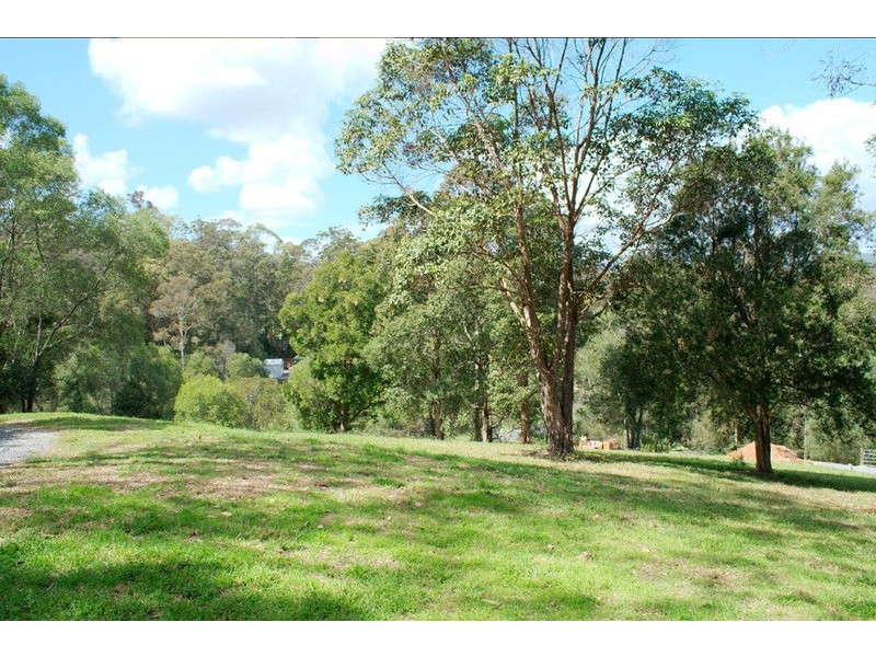 21 Sunvalley Court, Guanaba QLD 4210