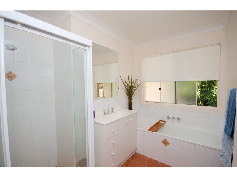 17 Hugh Guinea Court, Worongary QLD 4213
