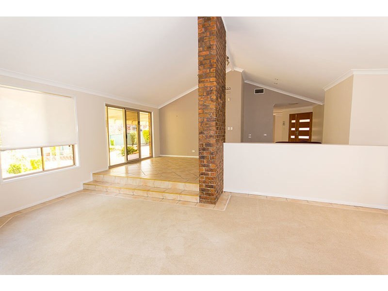 31 Merloo Drive, Nerang QLD 4211