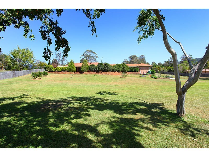 5 Birdlife Court, Nerang QLD 4211