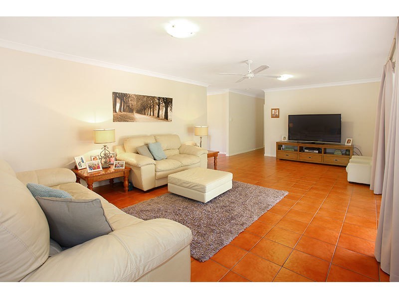 5 Birdlife Court, Nerang QLD 4211