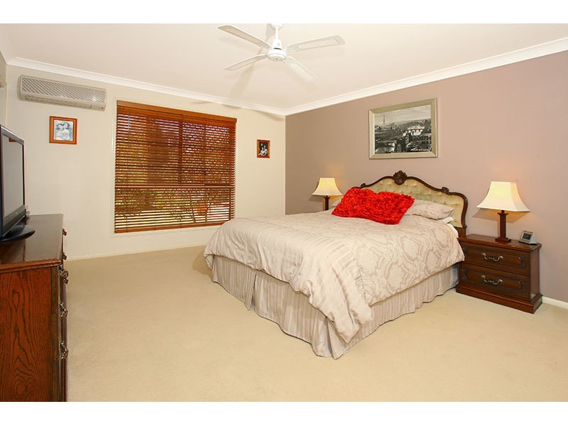 5 Birdlife Court, Nerang QLD 4211