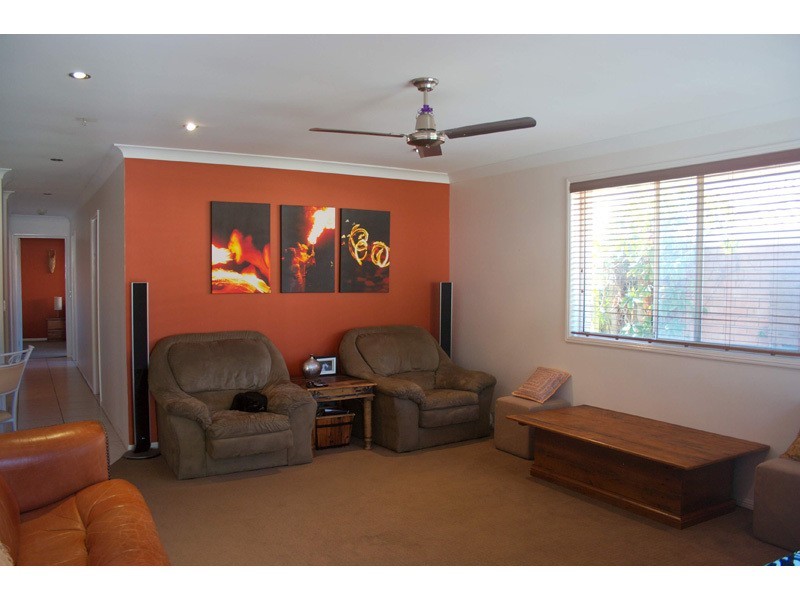 25 Fairweather Drive, Parkwood QLD 4214