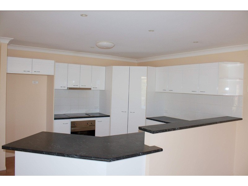 25 Armstrong Way, Highland Park QLD 4211