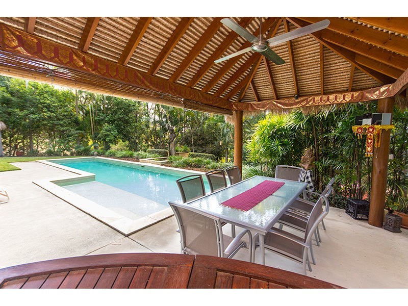 24 Hammond Drive, Gaven QLD 4211