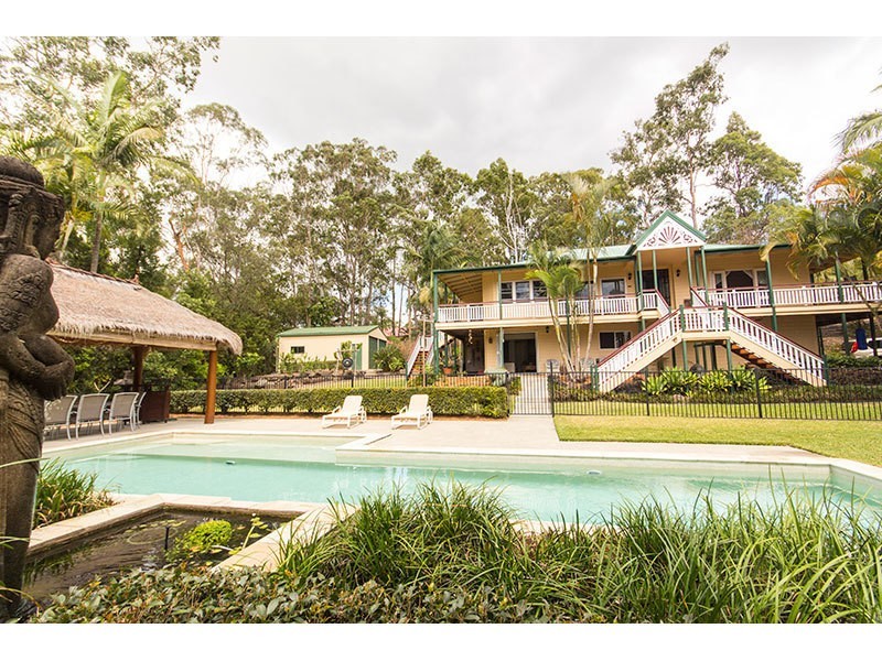 24 Hammond Drive, Gaven QLD 4211