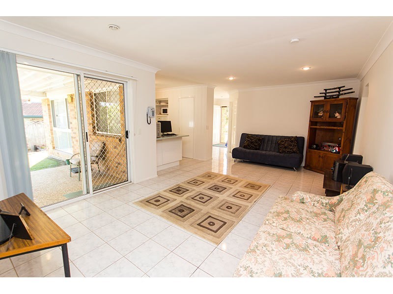 27 Riverpark Drive, Nerang QLD 4211