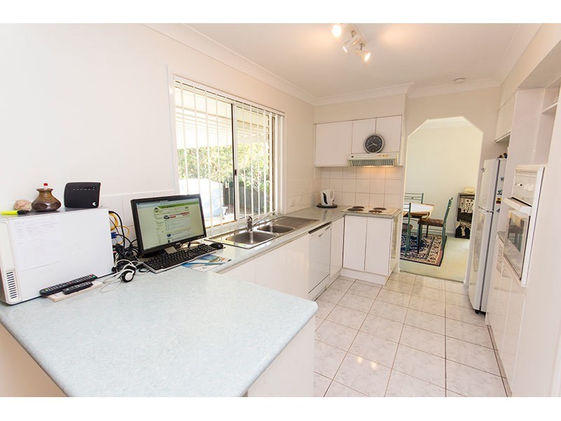 27 Riverpark Drive, Nerang QLD 4211