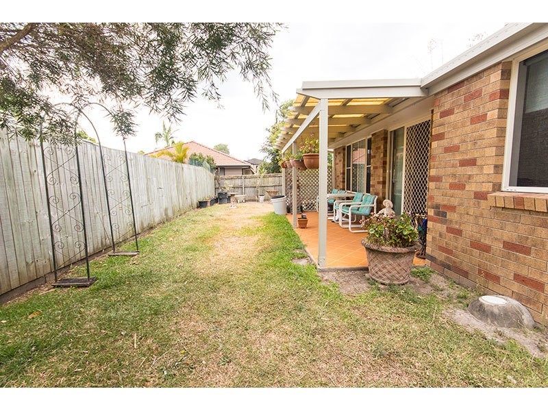 16 Shenton Way, Nerang QLD 4211