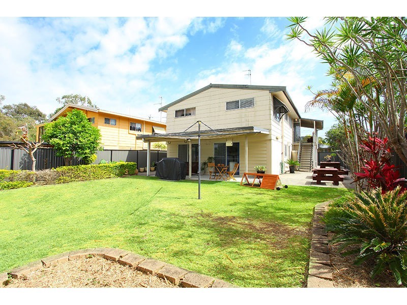 276 Government Road, Labrador QLD 4215