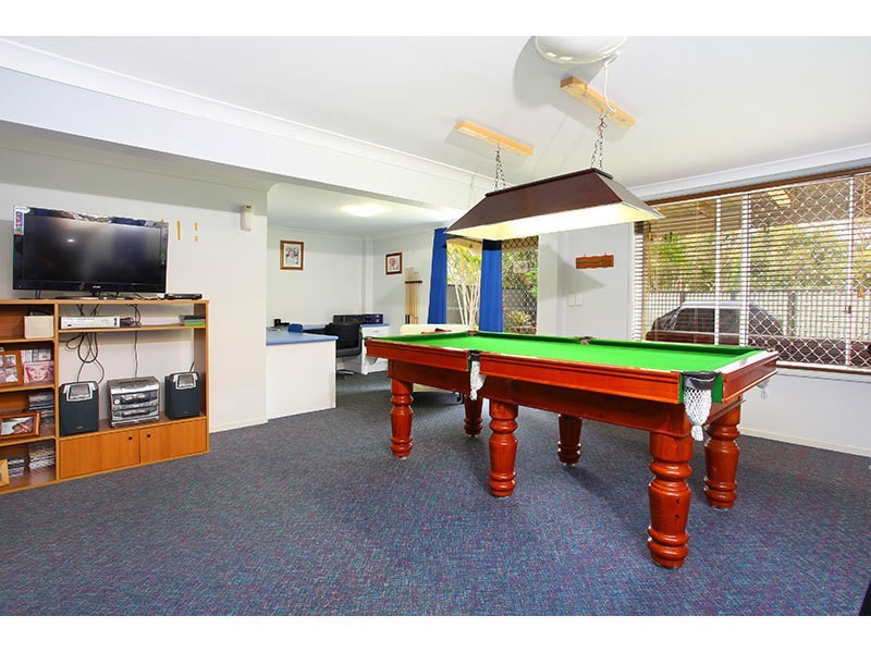 276 Government Road, Labrador QLD 4215