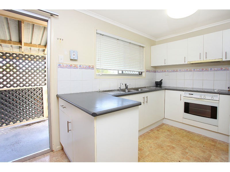 276 Government Road, Labrador QLD 4215