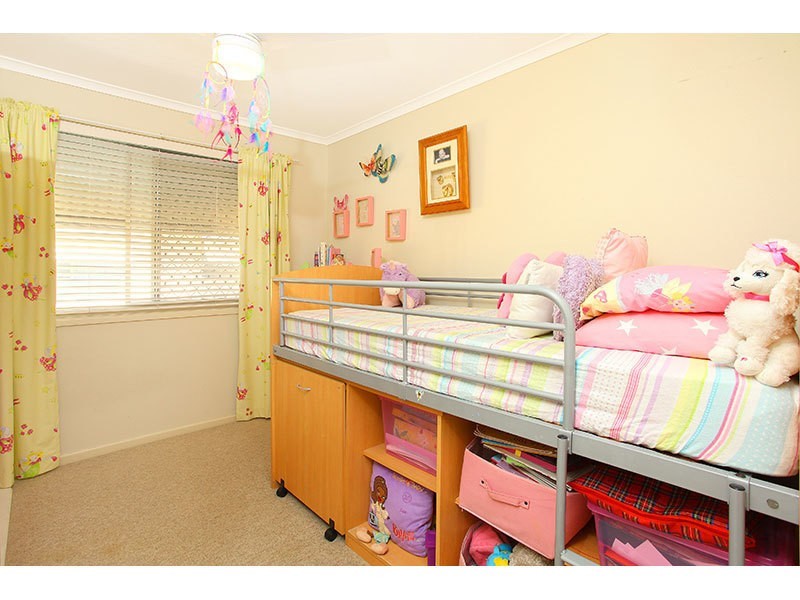 276 Government Road, Labrador QLD 4215