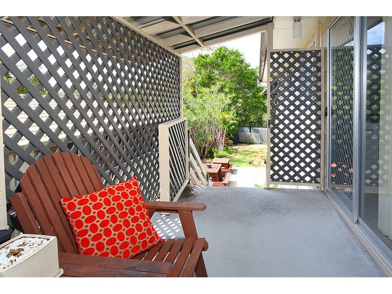 276 Government Road, Labrador QLD 4215