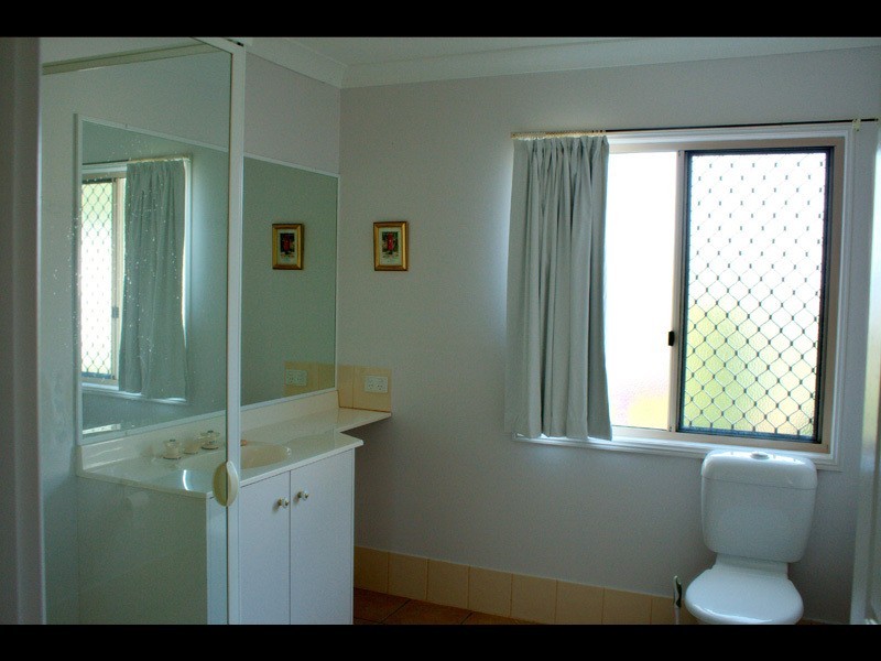 80 Armstrong Way, Highland Park QLD 4211